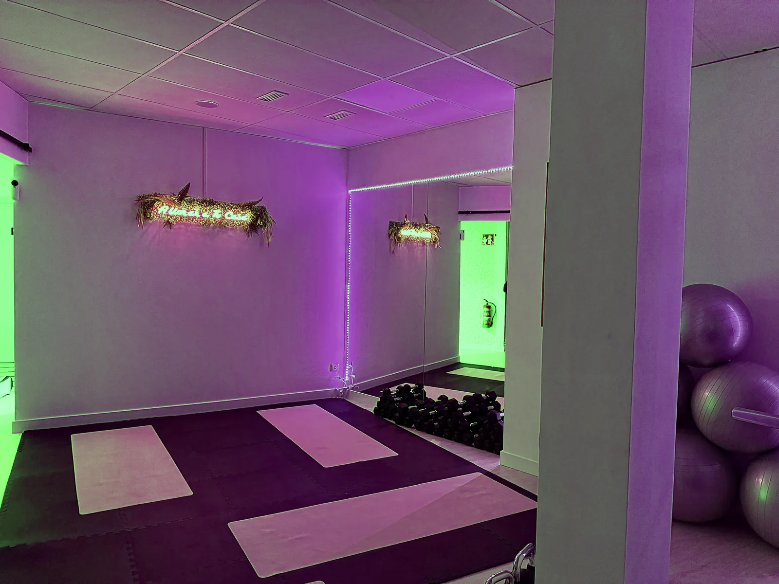Equipamiento del centro MEFIT WOMAN para radiofrecuencia Winback